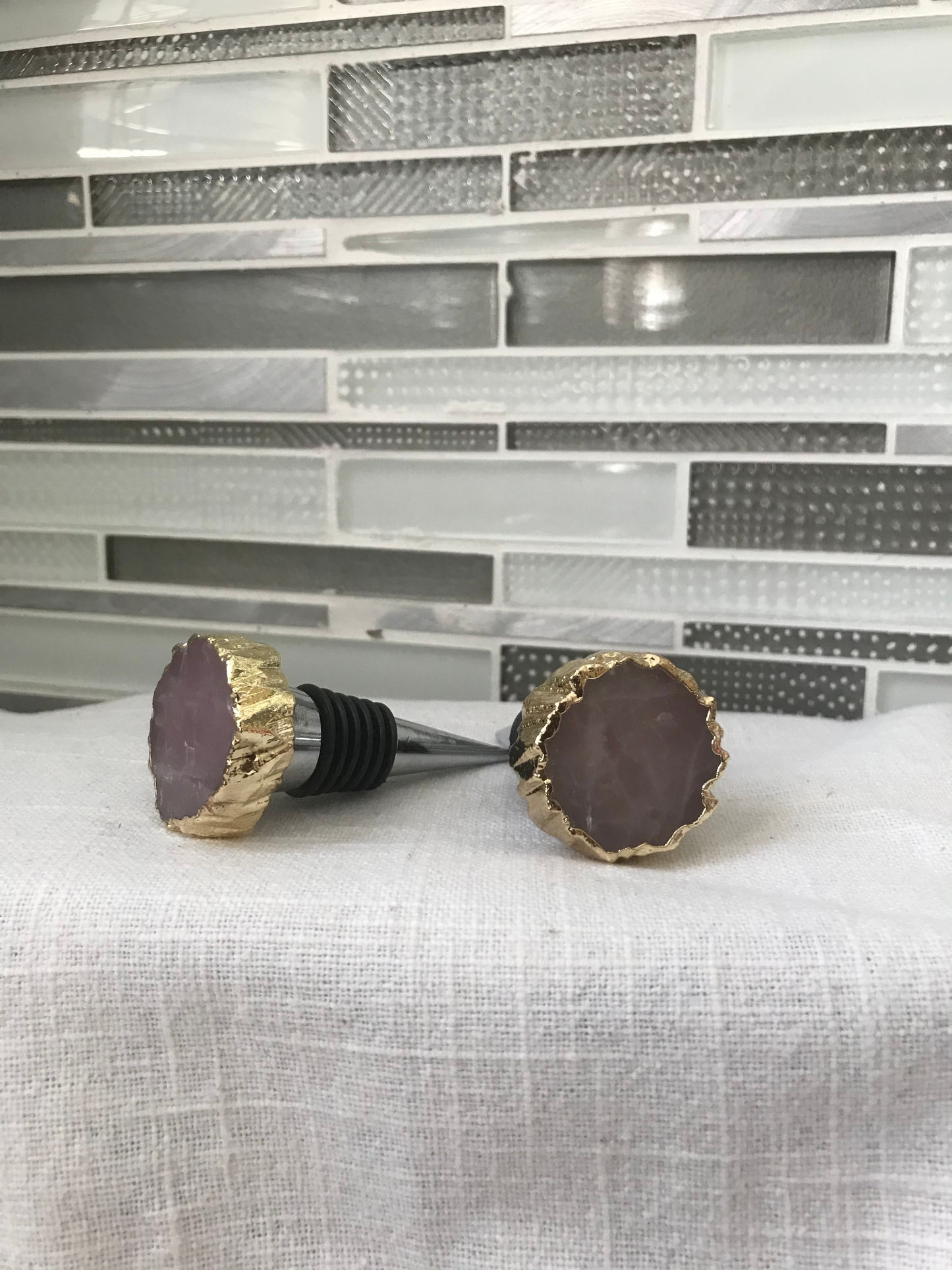 Agate wine bottle stopper